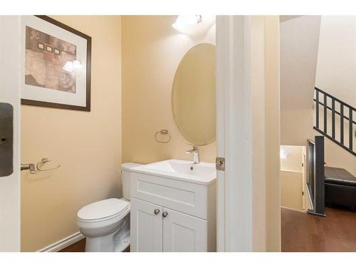 332 Auburn Bay Blvd Se, Calgary, AB - Indoor Photo Showing Bathroom