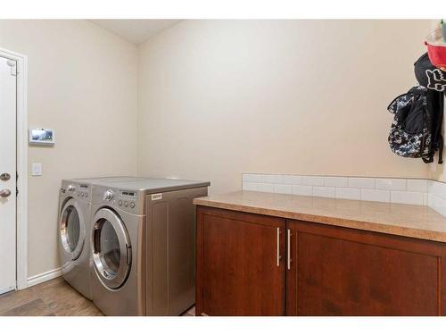 332 Auburn Bay Blvd Se, Calgary, AB - Indoor Photo Showing Laundry Room