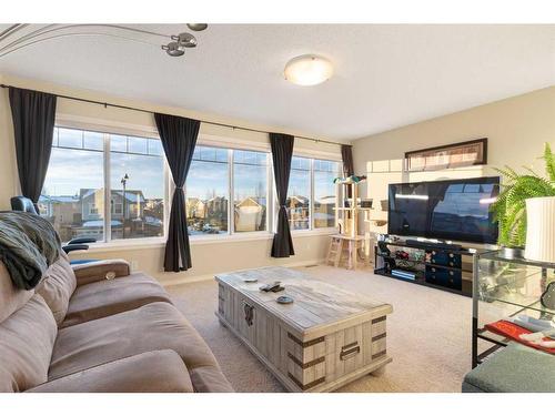 332 Auburn Bay Blvd Se, Calgary, AB - Indoor Photo Showing Living Room