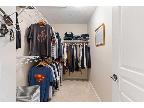 332 Auburn Bay Blvd Se, Calgary, AB - Indoor With Storage