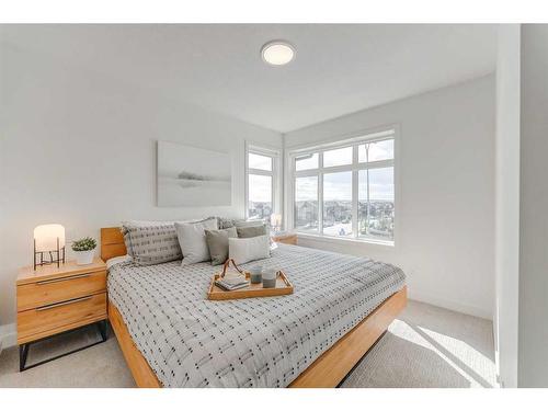 #319-857 Belmont Drive Sw, Calgary, AB - Indoor Photo Showing Bedroom