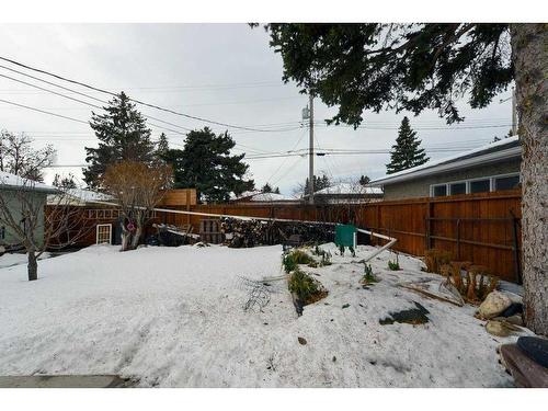 5215 8 Avenue Sw, Calgary, AB - Outdoor