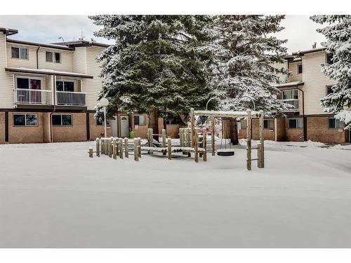 #25-3705 Fonda Way Se, Calgary, AB - Outdoor