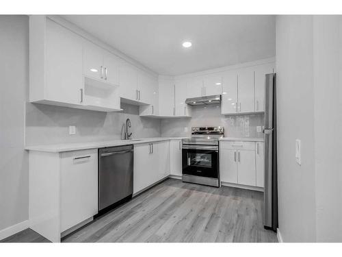 #25-3705 Fonda Way Se, Calgary, AB - Indoor Photo Showing Kitchen With Stainless Steel Kitchen