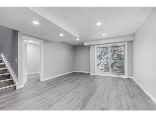 #25-3705 Fonda Way Se, Calgary, AB - Indoor