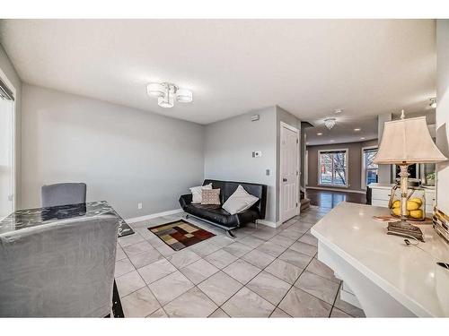 345 Taradale Drive Ne, Calgary, AB - Indoor