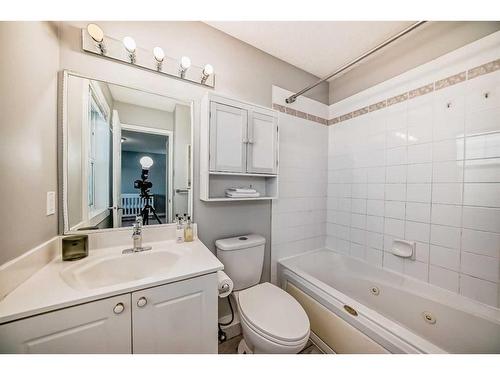 345 Taradale Drive Ne, Calgary, AB - Indoor Photo Showing Bathroom