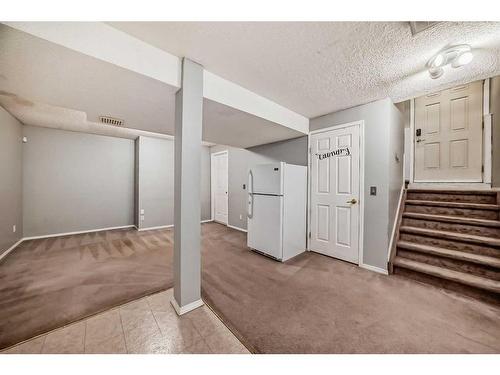 345 Taradale Drive Ne, Calgary, AB - Indoor Photo Showing Other Room