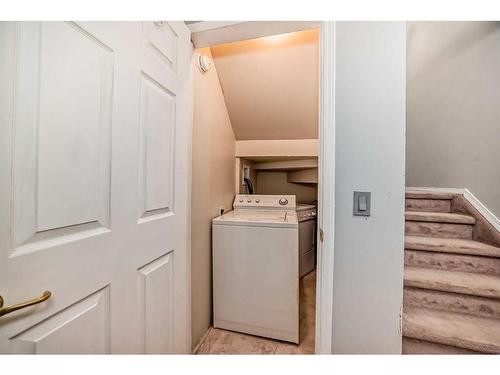 345 Taradale Drive Ne, Calgary, AB - Indoor Photo Showing Laundry Room