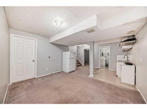 345 Taradale Drive Ne, Calgary, AB - Indoor Photo Showing Other Room