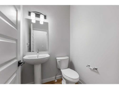 3042 Key Drive, Airdrie, AB - Indoor Photo Showing Bathroom