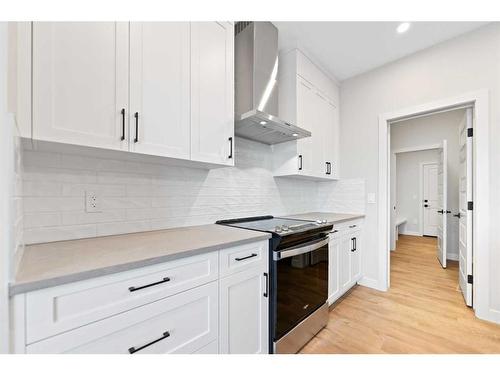 3042 Key Drive, Airdrie, AB - Indoor Photo Showing Kitchen