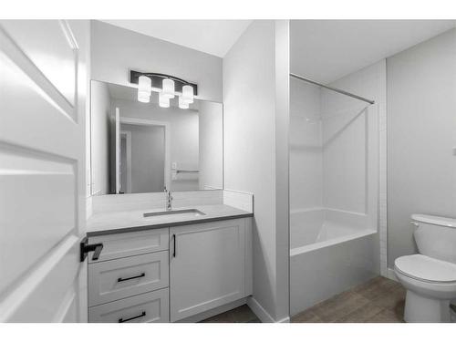 3042 Key Drive, Airdrie, AB - Indoor Photo Showing Bathroom