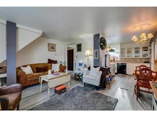 45 Elma Street West, Okotoks, AB - Indoor Photo Showing Living Room