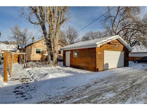 45 Elma Street West, Okotoks, AB - Outdoor