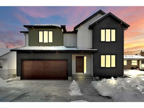 3511 34 Avenue Sw, Calgary, AB - Outdoor