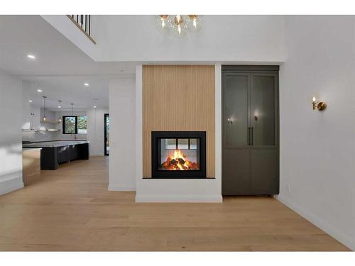 3511 34 Avenue Sw, Calgary, AB - Indoor With Fireplace