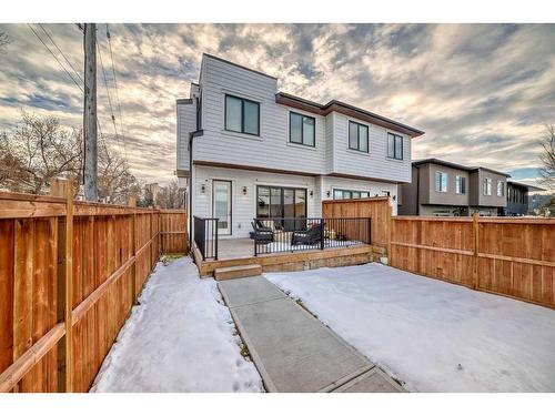 923 36A Street Nw, Calgary, AB - Outdoor