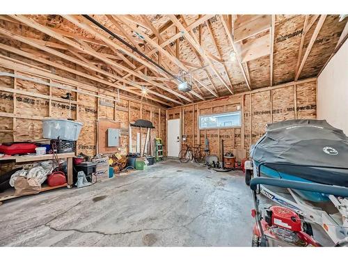 923 36A Street Nw, Calgary, AB - Indoor Photo Showing Garage