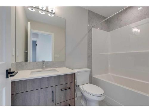 309-85 Sage Hill Heights, Calgary, AB - Indoor Photo Showing Bathroom