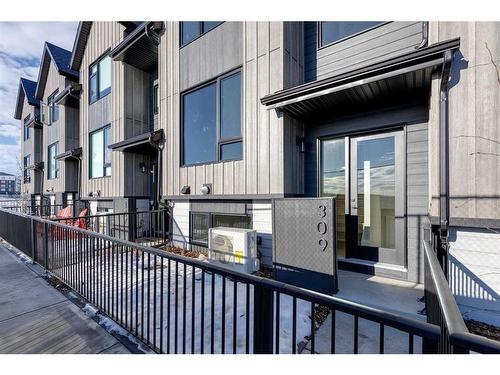 309-85 Sage Hill Heights, Calgary, AB - Outdoor