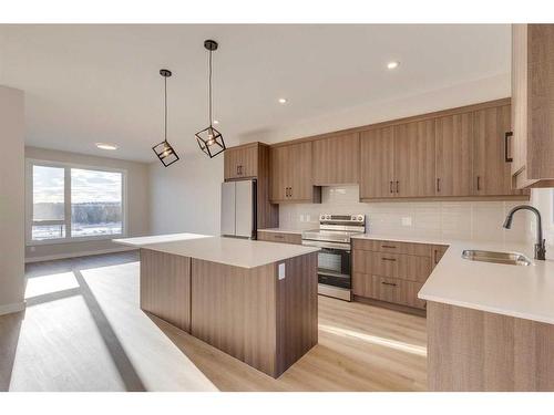 309-85 Sage Hill Heights, Calgary, AB - Indoor Photo Showing Kitchen With Upgraded Kitchen