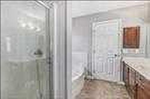 150 Saddlecrest Crescent, Calgary, AB -  Photo Showing Bathroom