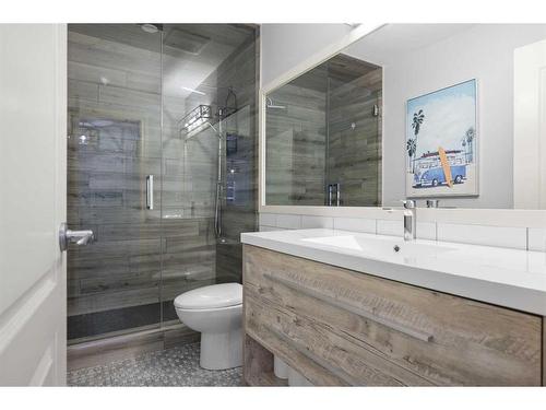 37 Wentworth Way Sw, Calgary, AB - Indoor Photo Showing Bathroom