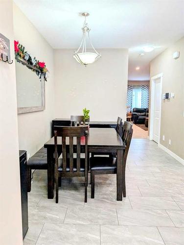 135 4 Avenue Se, High River, AB - Indoor Photo Showing Dining Room