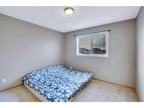 238 Martinvalley Crescent Ne, Calgary, AB - Indoor Photo Showing Bedroom