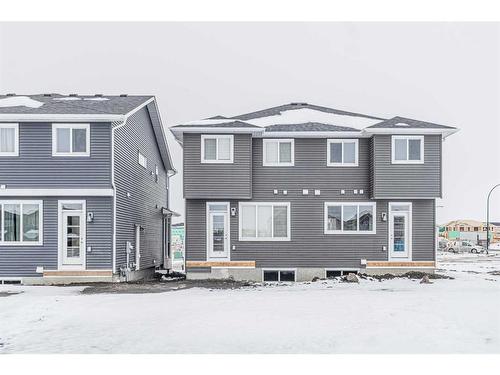 460 Sora Boulevard Se, Calgary, AB - Outdoor With Facade