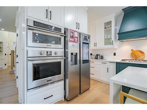 254 Discovery Ridge Way Sw, Calgary, AB - Indoor Photo Showing Kitchen With Stainless Steel Kitchen With Upgraded Kitchen