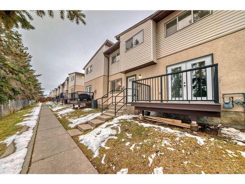 32-4531 7 Avenue Se, Calgary, AB - Outdoor With Deck Patio Veranda