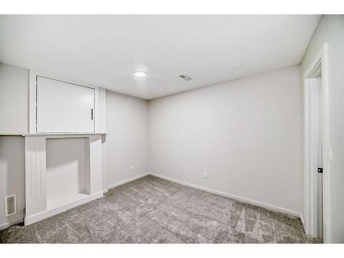 32-4531 7 Avenue Se, Calgary, AB - Indoor