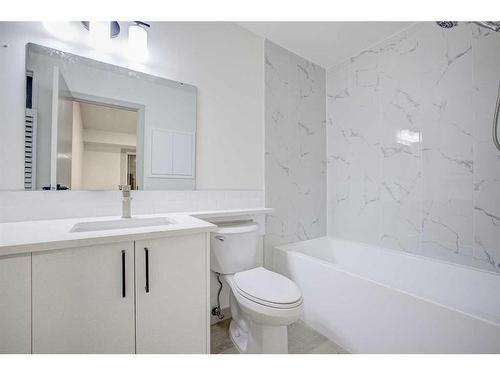 203 Cedarwood Road Sw, Calgary, AB - Indoor Photo Showing Bathroom