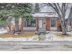 203 Cedarwood Road SW Calgary, AB T2W 3G8