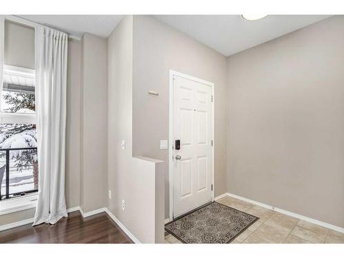 74 Walden Crescent Se, Calgary, AB - Indoor Photo Showing Other Room