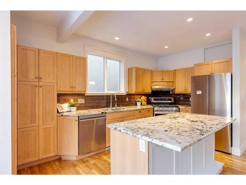 3714 8 Avenue Nw, Calgary, AB - Indoor Photo Showing Kitchen