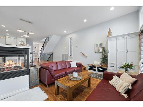 917 19 Avenue Nw, Calgary, AB - Indoor Photo Showing Living Room With Fireplace