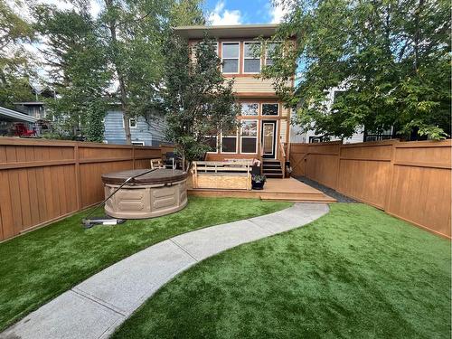 917 19 Avenue Nw, Calgary, AB - Outdoor With Deck Patio Veranda