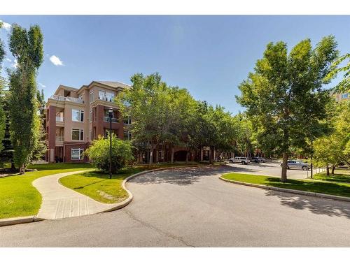 1407-24 Hemlock Crescent Sw, Calgary, AB - Outdoor With Facade