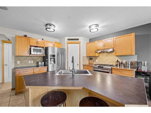 209 Tuscany Ravine Road Nw, Calgary, AB - Indoor Photo Showing Kitchen