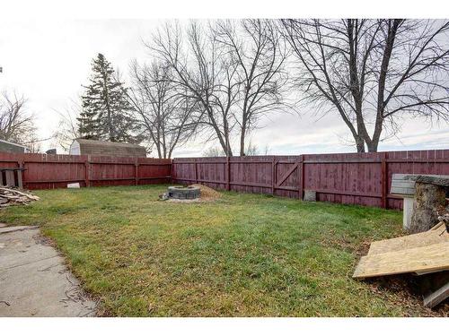 806 Bayview Road, Strathmore, AB - Outdoor With Backyard