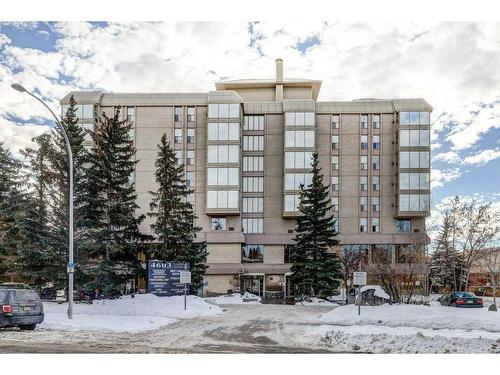 204-4603 Varsity Drive Nw, Calgary, AB 