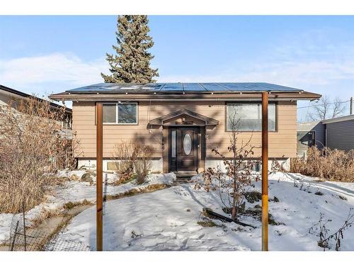 3644 Dover Ridge Drive Se, Calgary, AB - Outdoor