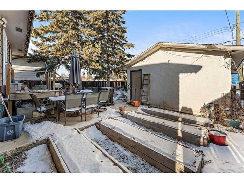 3644 Dover Ridge Drive Se, Calgary, AB - Outdoor