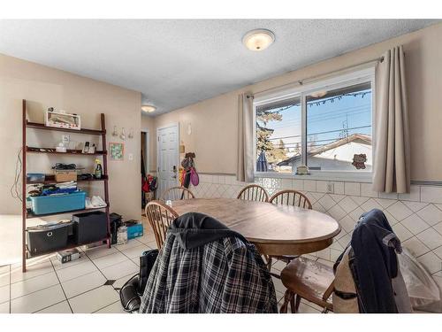 3644 Dover Ridge Drive Se, Calgary, AB - Indoor Photo Showing Dining Room