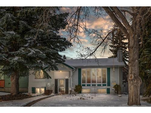 1132 Lake Sylvan Place Se, Calgary, AB - Outdoor