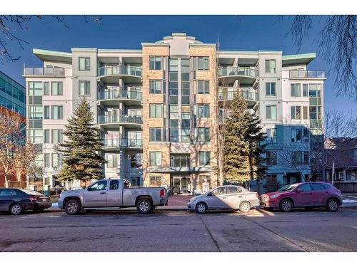 305-328 21 Avenue Sw, Calgary, AB - Outdoor With Balcony With Facade