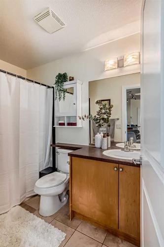 305-328 21 Avenue Sw, Calgary, AB - Indoor Photo Showing Bathroom